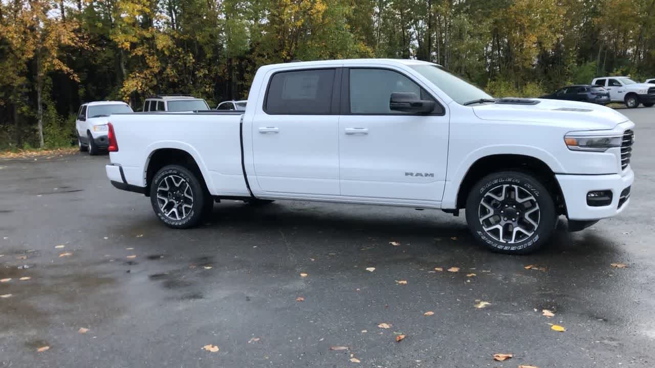 2025 Ram 1500 Laramie 4x4 Crew Cab 64 Box 17