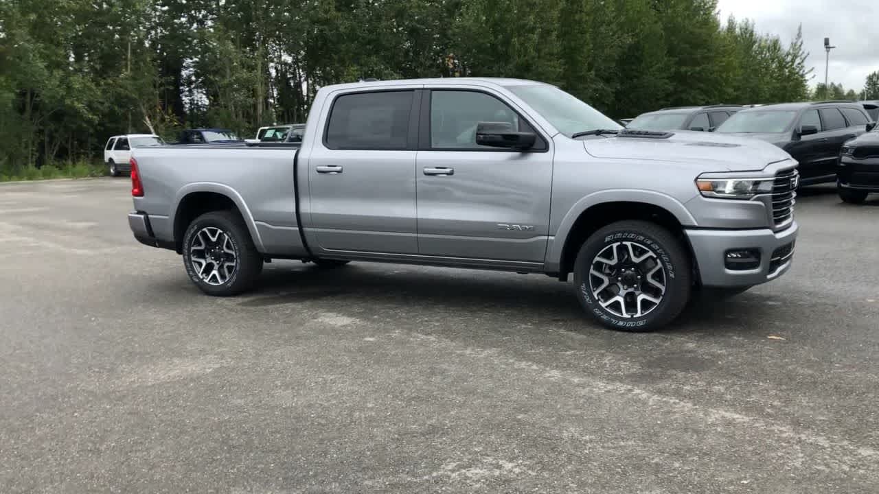 2025 Ram 1500 Laramie 4x4 Crew Cab 64 Box 17