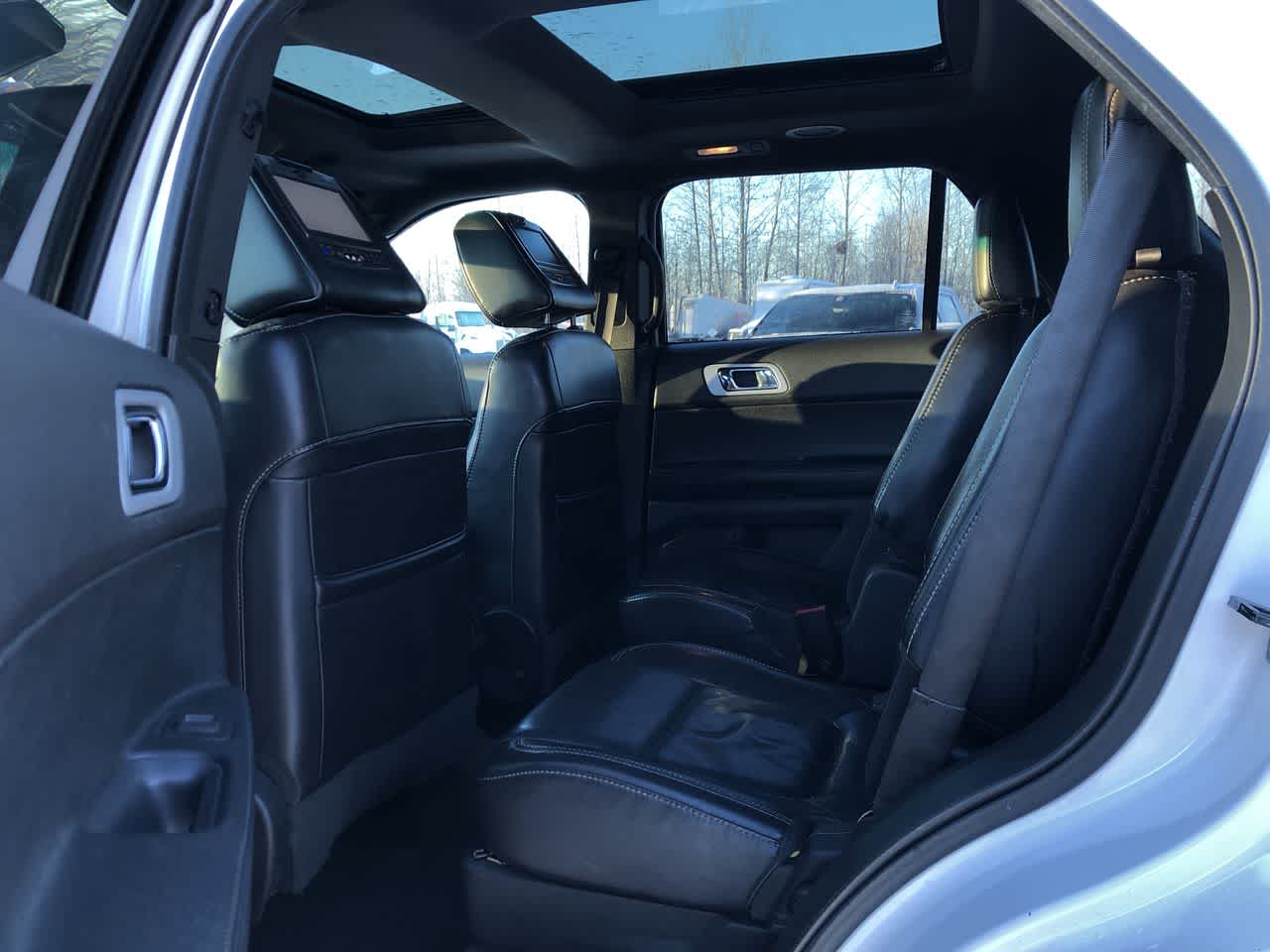 2013 Ford Explorer Sport 22