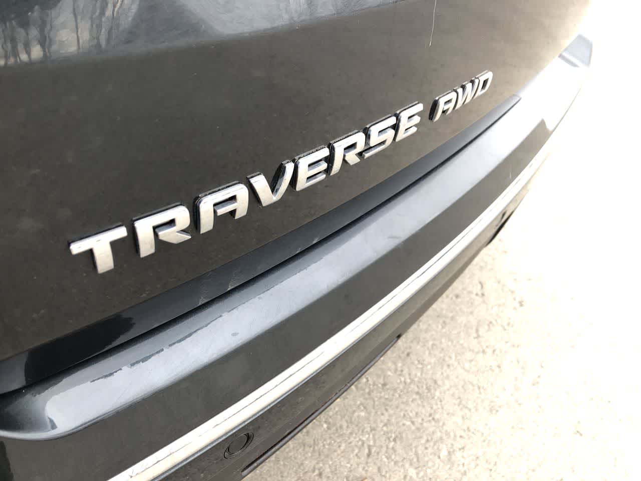 2020 Chevrolet Traverse Premier 18