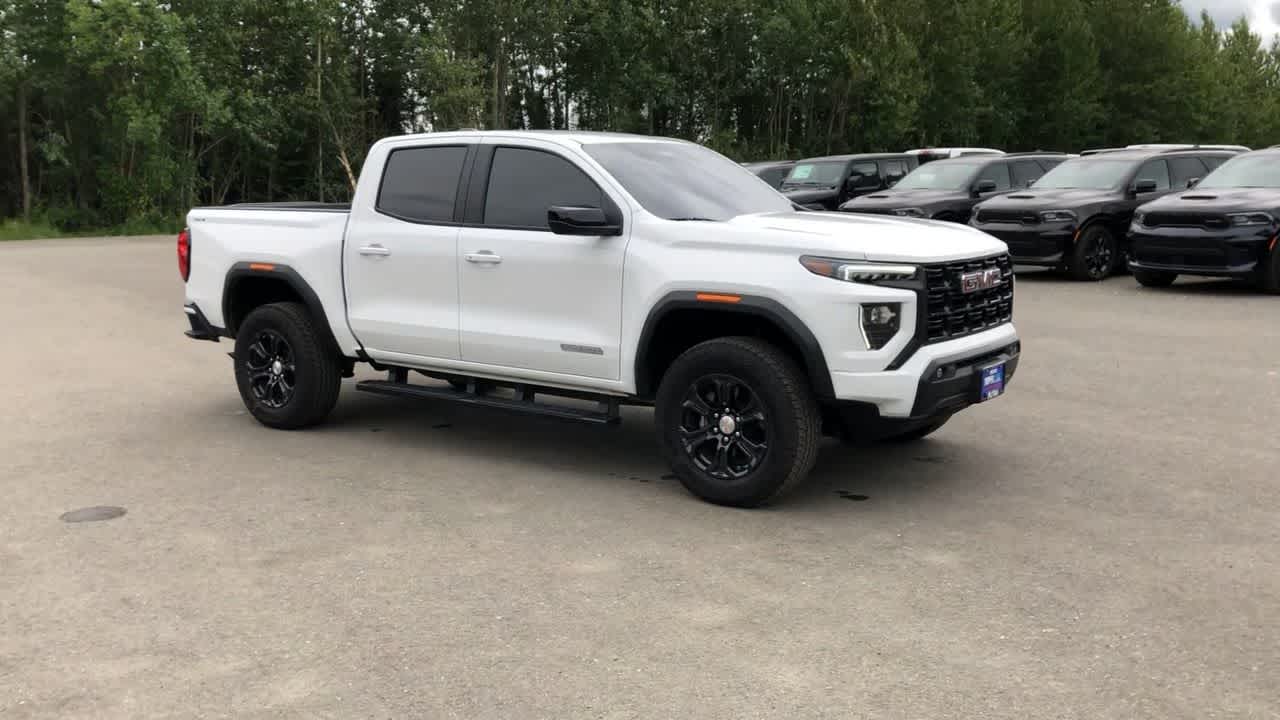 2023 GMC Canyon 4WD Elevation Crew Cab 2