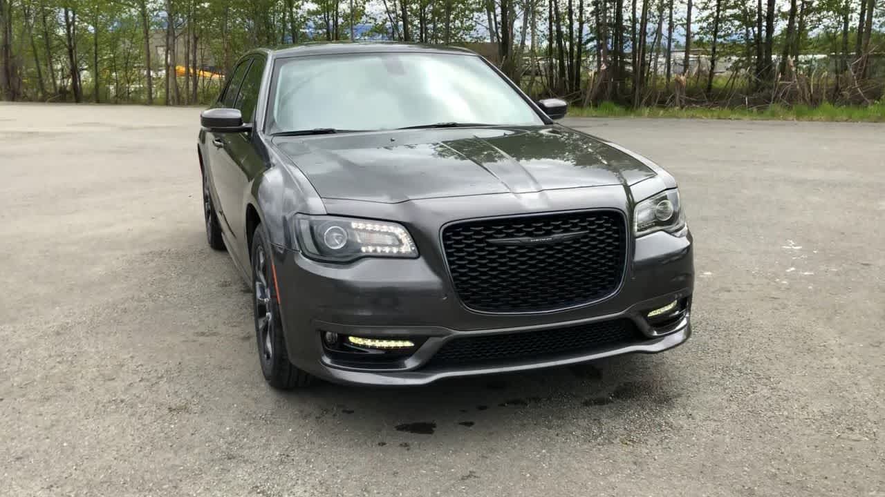 2023 Chrysler 300 Touring L 4