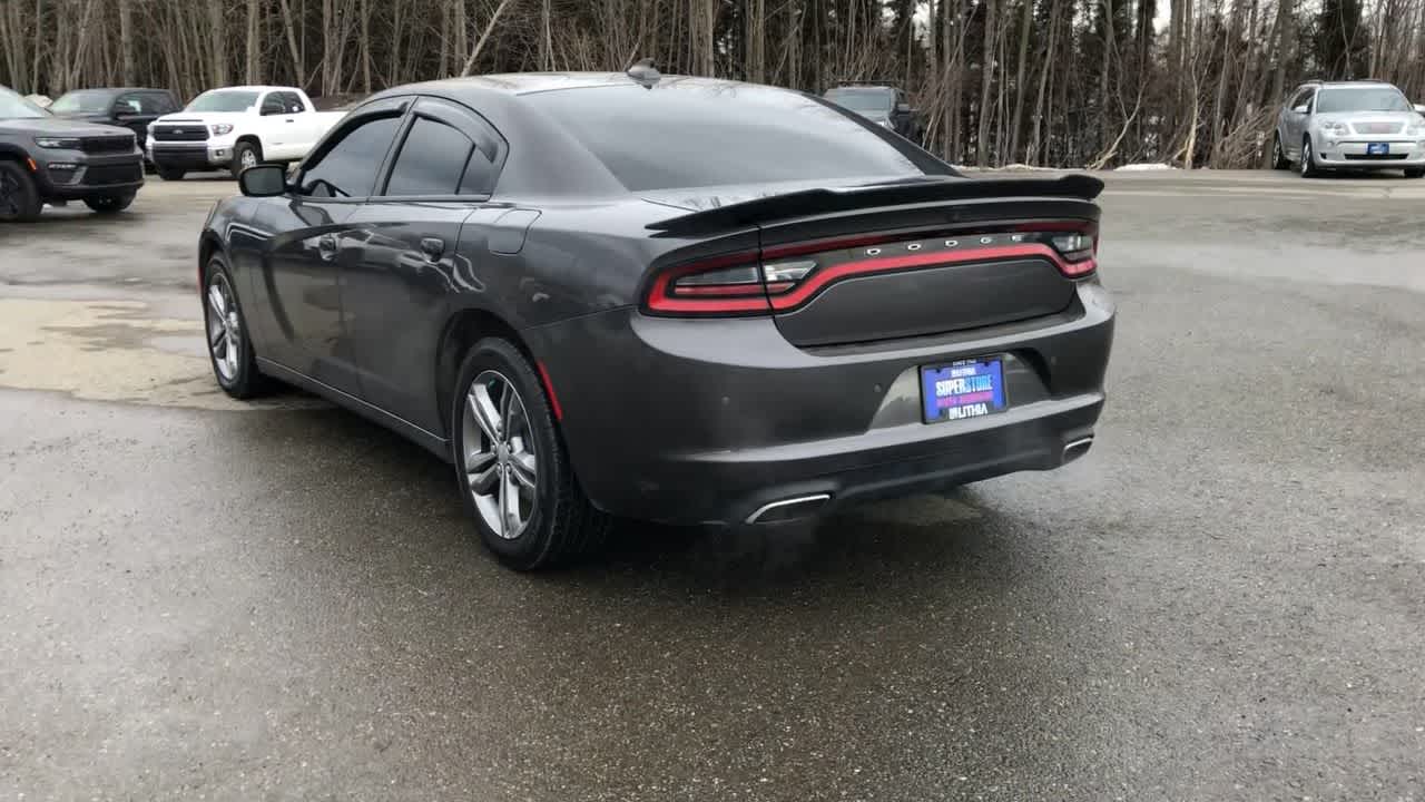 2018 Dodge Charger GT 11