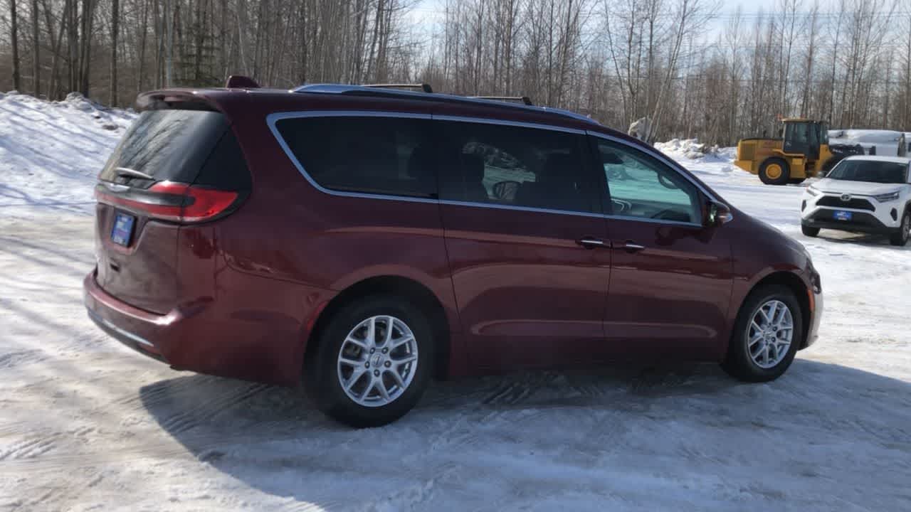 2021 Chrysler Pacifica Touring L 15
