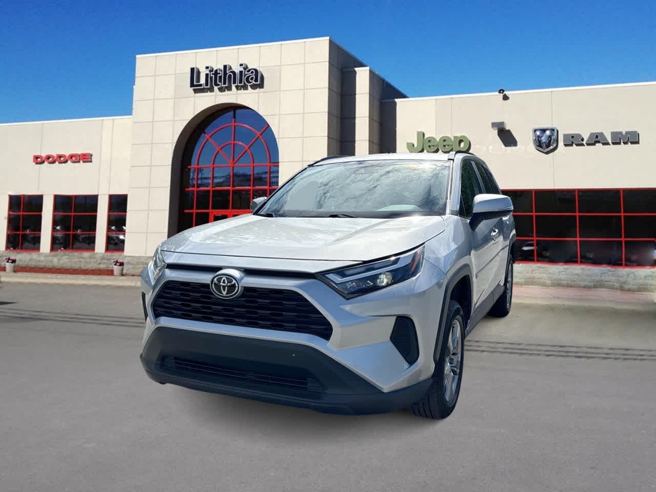  2024 Toyota RAV4 XLE AWD   