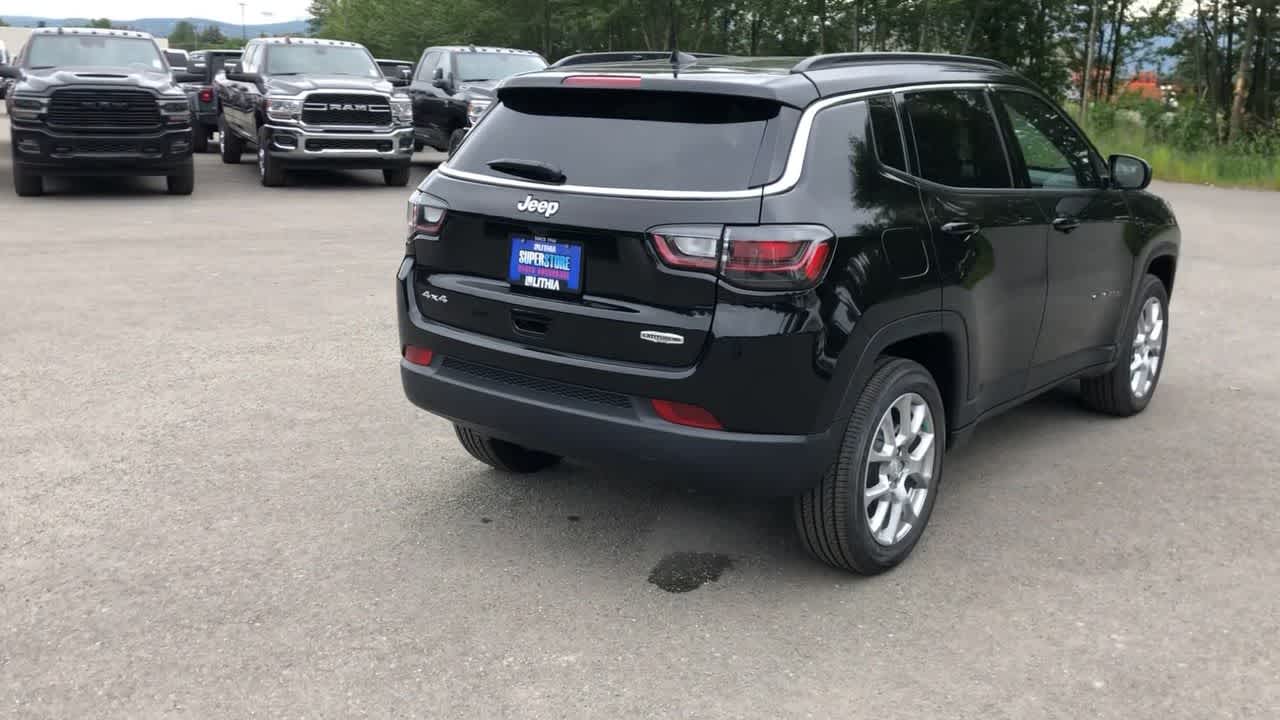 2024 Jeep Compass Latitude Lux 14