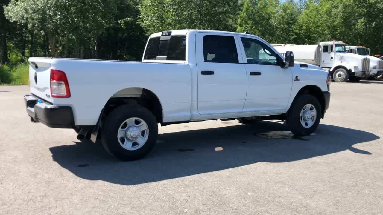 2024 Ram 3500 Tradesman 4x4 Crew Cab 64 Box 15