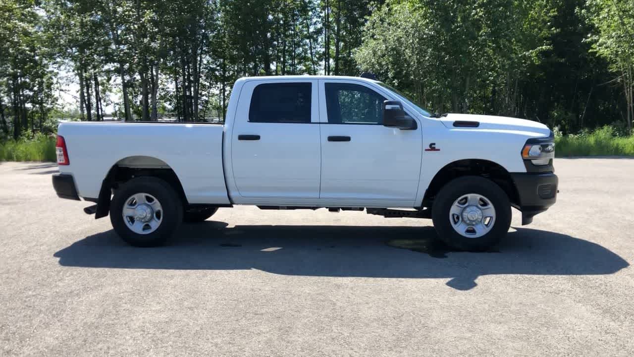 2024 Ram 3500 Tradesman 4x4 Crew Cab 64 Box 17