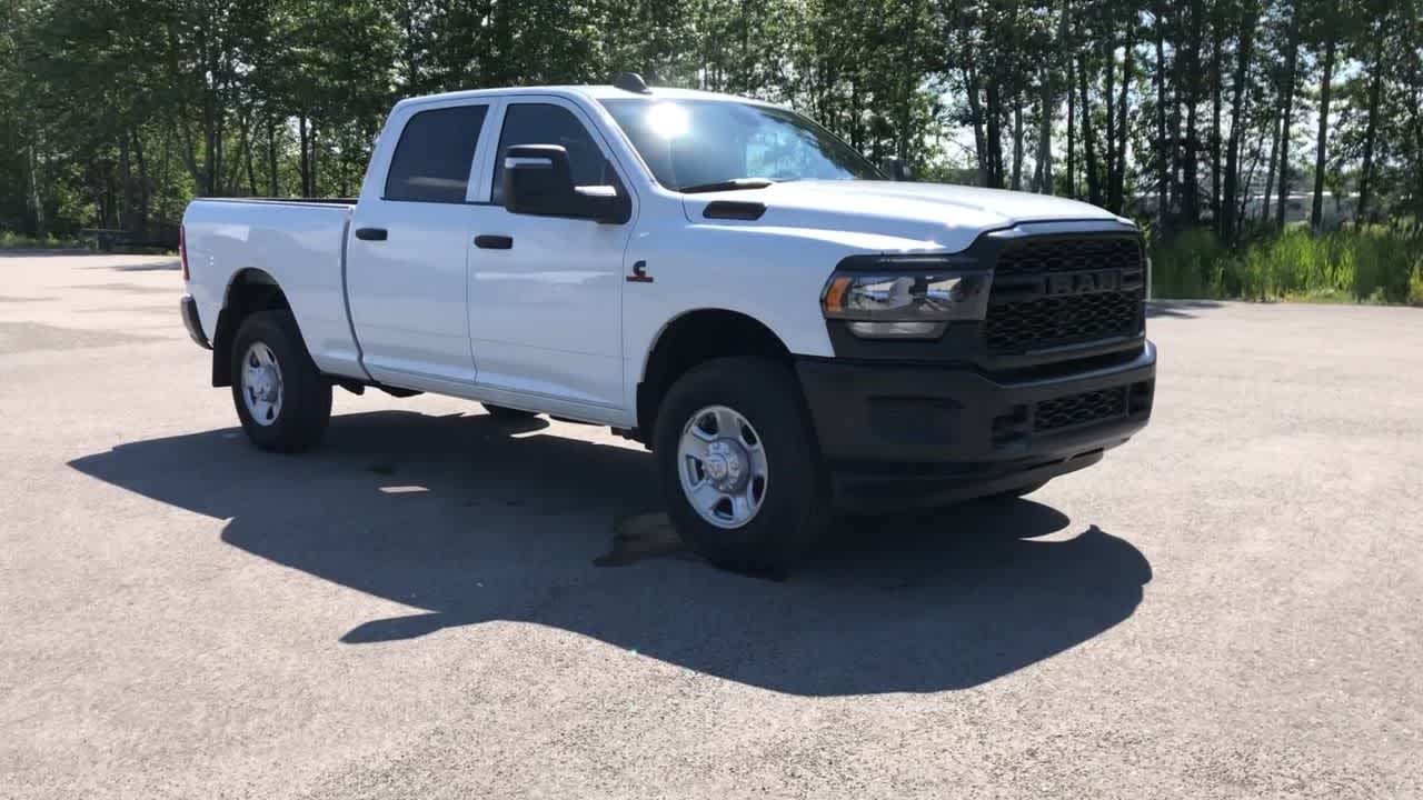 2024 Ram 3500 Tradesman 4x4 Crew Cab 64 Box 3