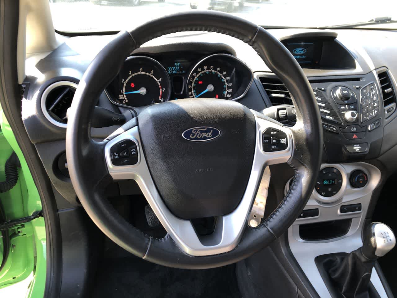2014 Ford Fiesta SE 25