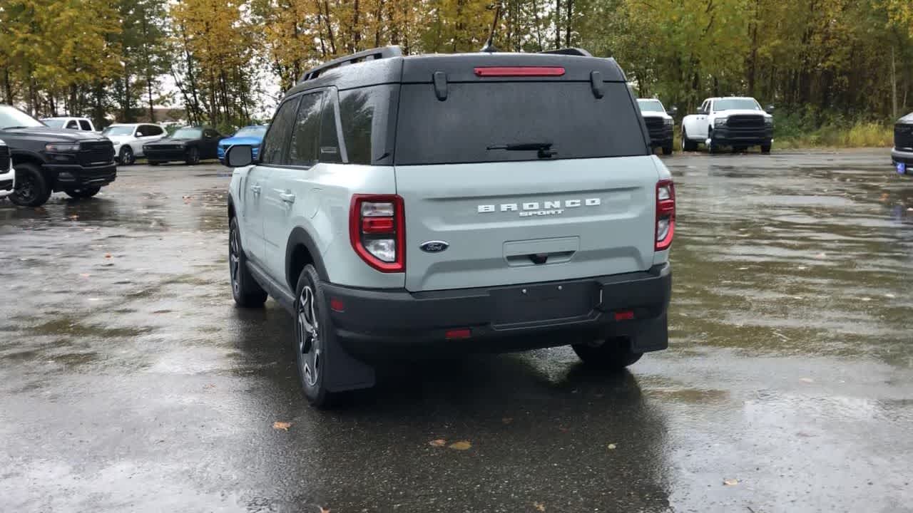 2023 Ford Bronco Sport Outer Banks 11