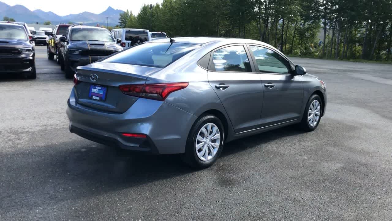 2019 Hyundai Accent SE 14