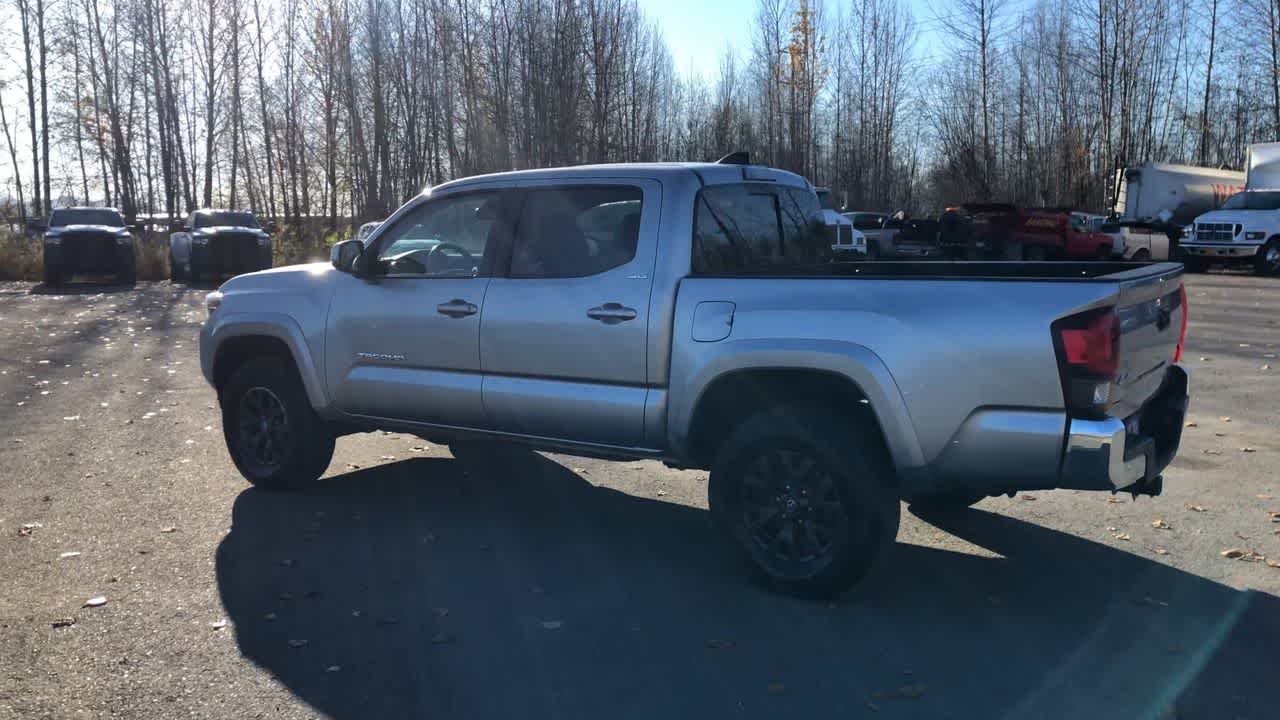 2022 Toyota Tacoma SR5 Double Cab 5 Bed V6 AT 9