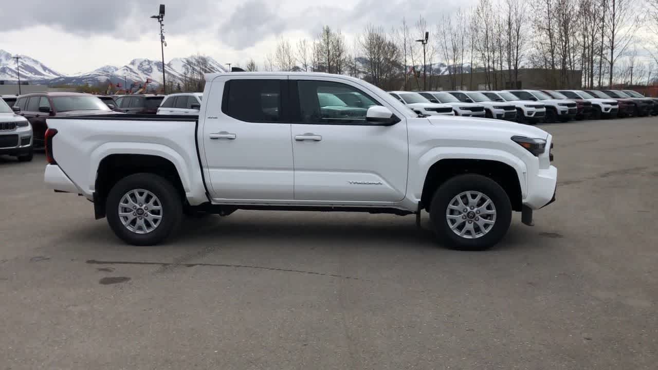 2024 Toyota Tacoma SR5 Double Cab 5 Bed AT 17