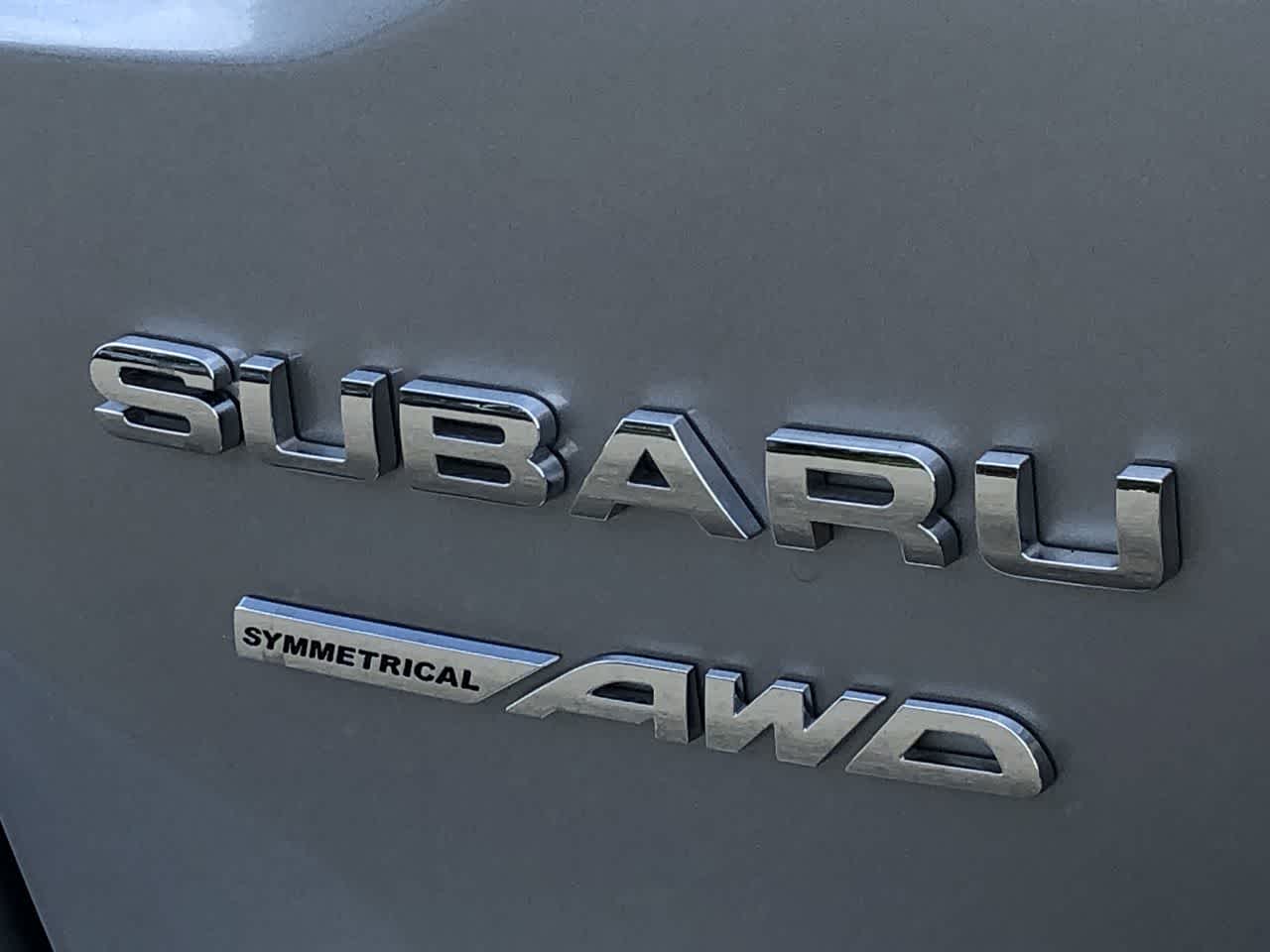 2023 Subaru Outback Limited XT 18