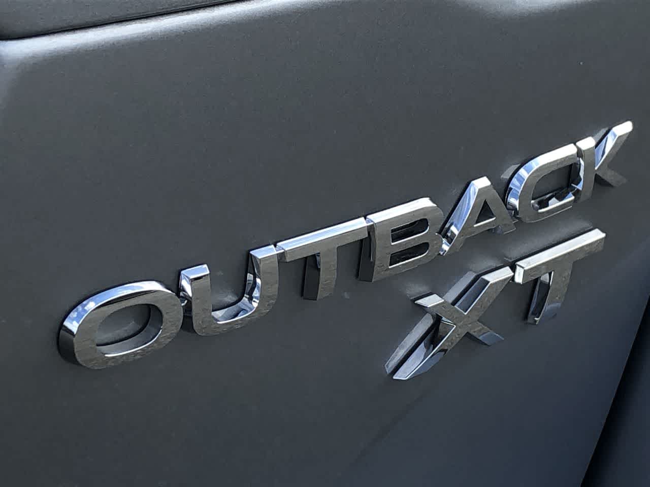 2023 Subaru Outback Limited XT 19