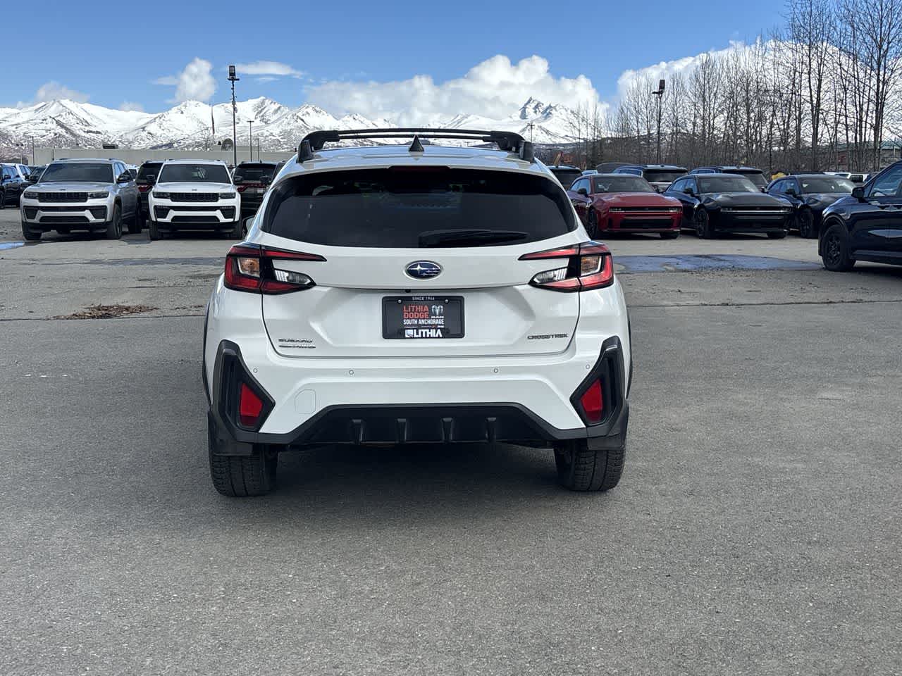 View vehicle photo 7