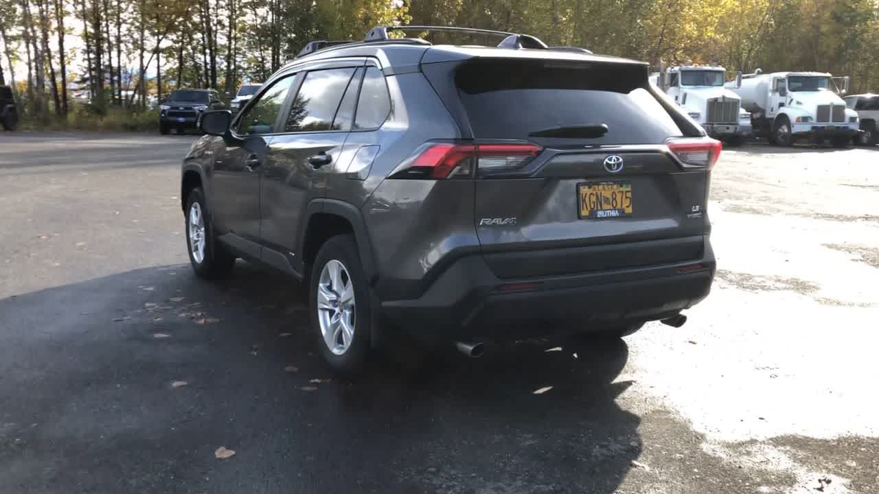 2021 Toyota RAV4 Hybrid LE 11