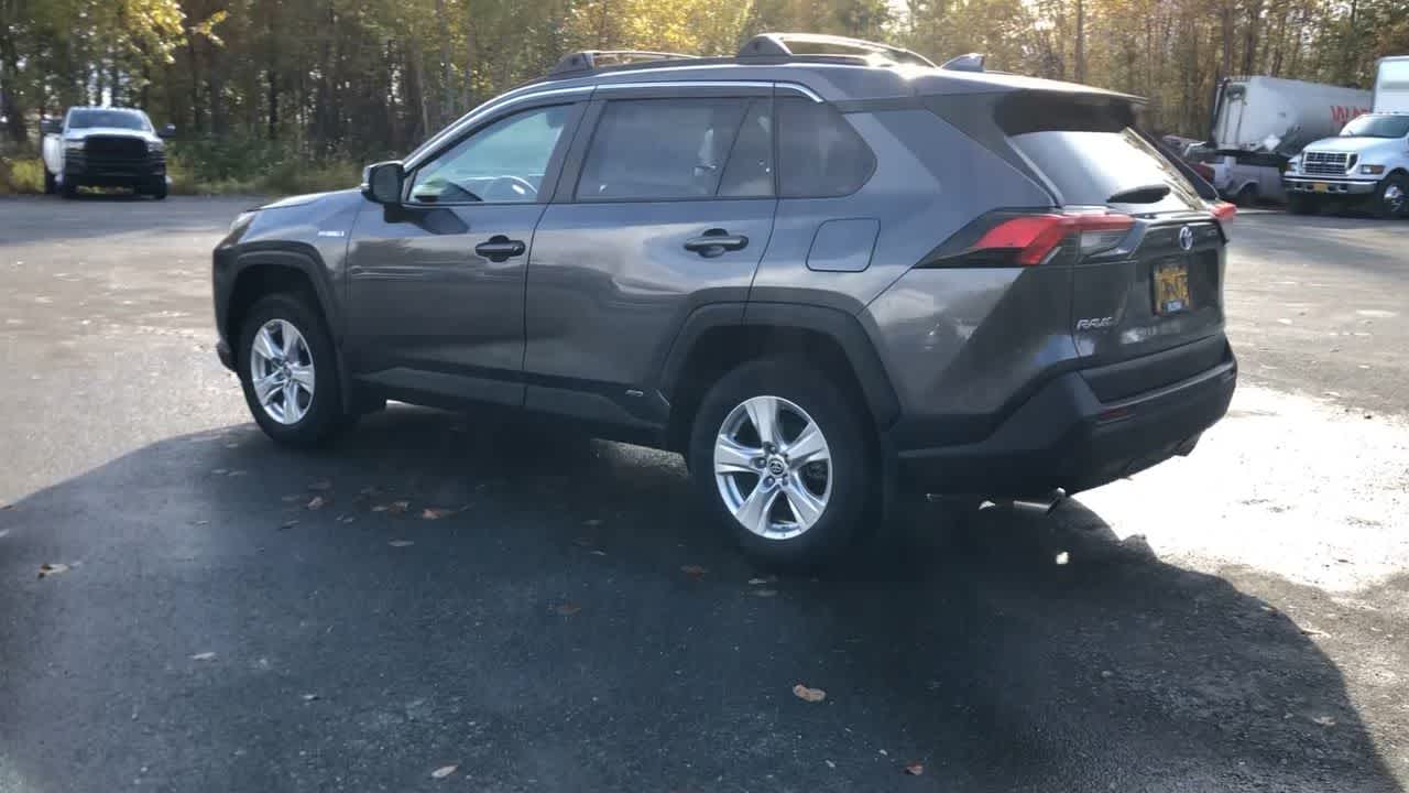 2021 Toyota RAV4 Hybrid LE 10