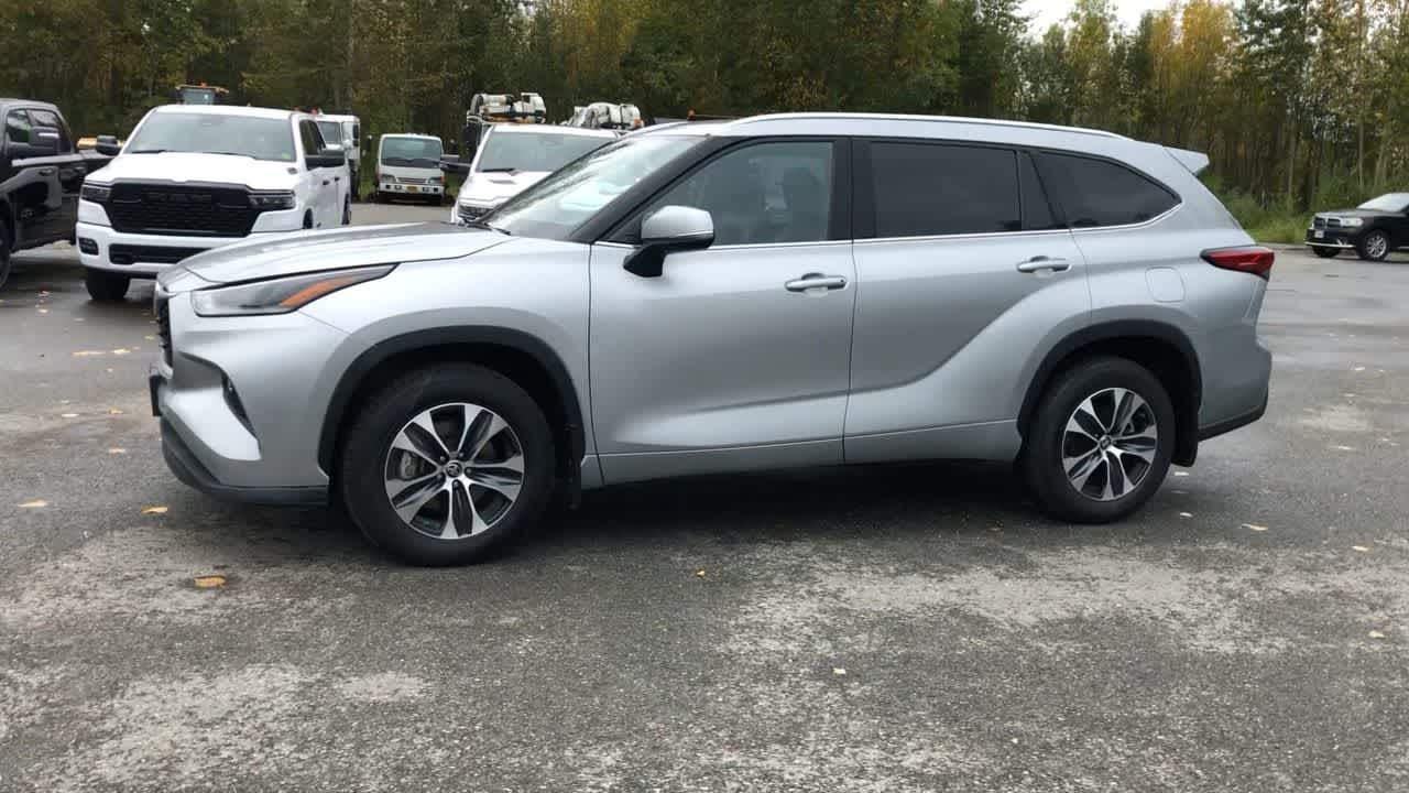 2021 Toyota Highlander XLE 6