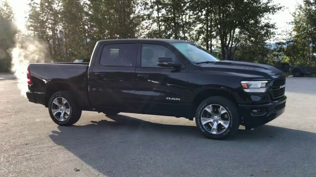 2024 Ram 1500 Laramie 4x4 Crew Cab 57 Box 2