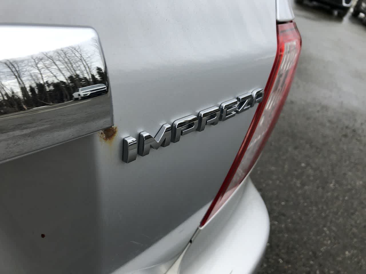 2011 Subaru Impreza 2.5i Premium 19