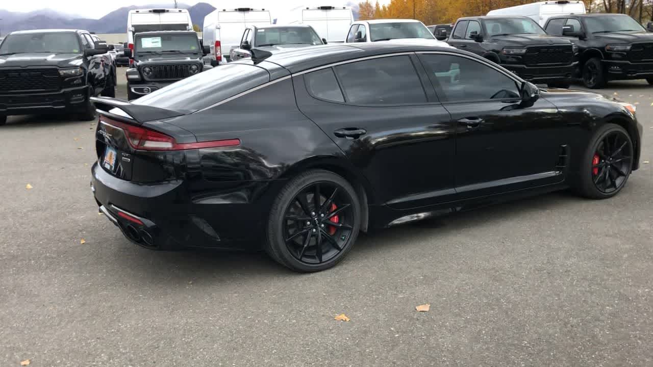 2022 Kia Stinger GT2 14