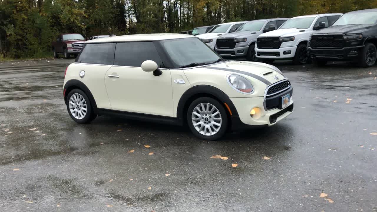 2015 MINI Cooper Hardtop S 17