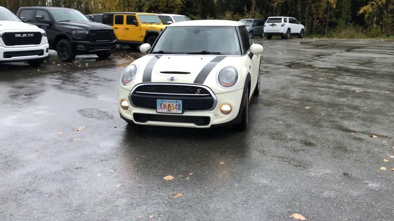 2015 MINI Cooper Hardtop S 4