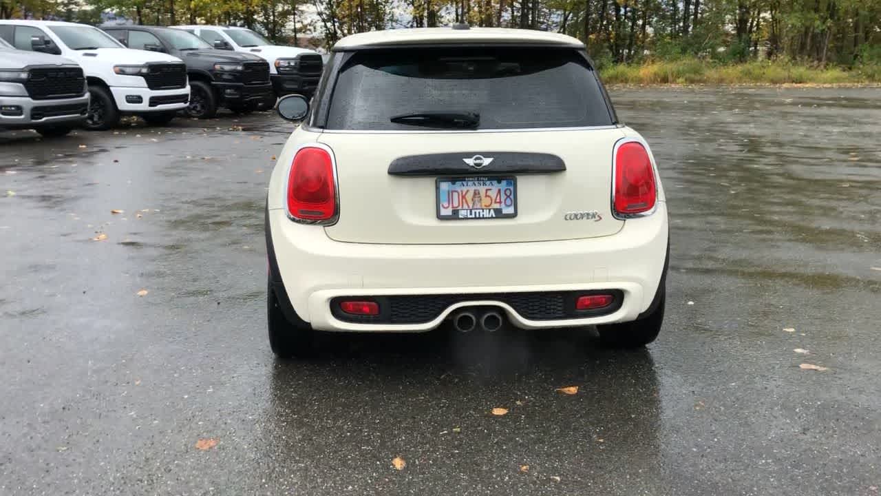 2015 MINI Cooper Hardtop S 12