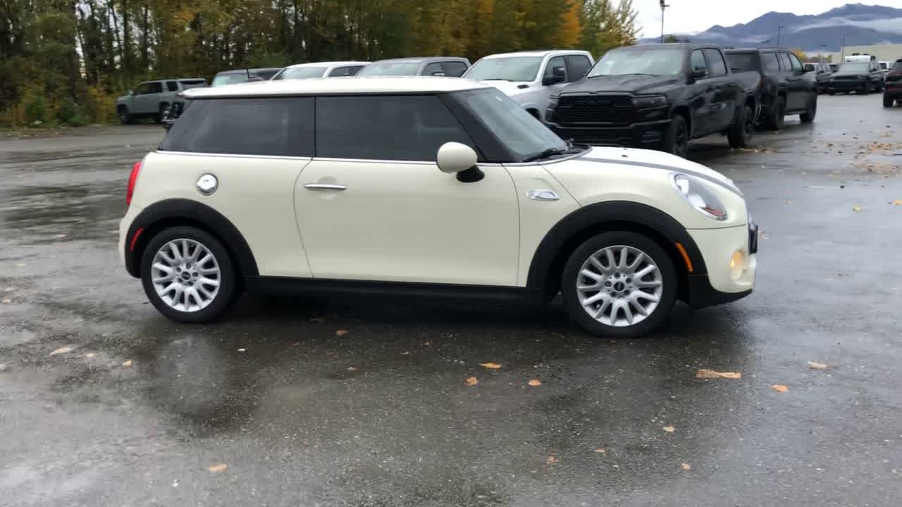 2015 MINI Cooper Hardtop S 16