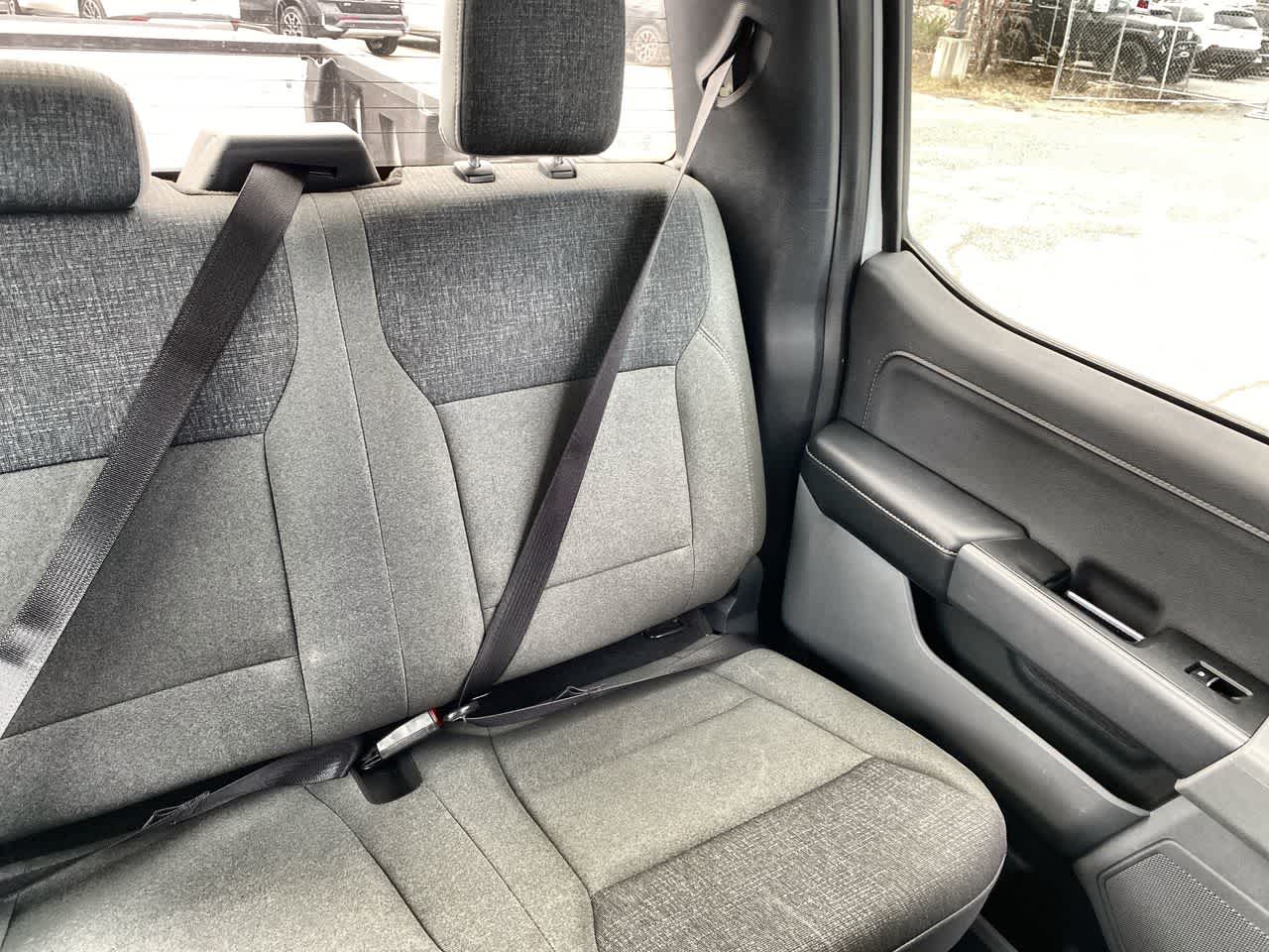 View vehicle photo 7