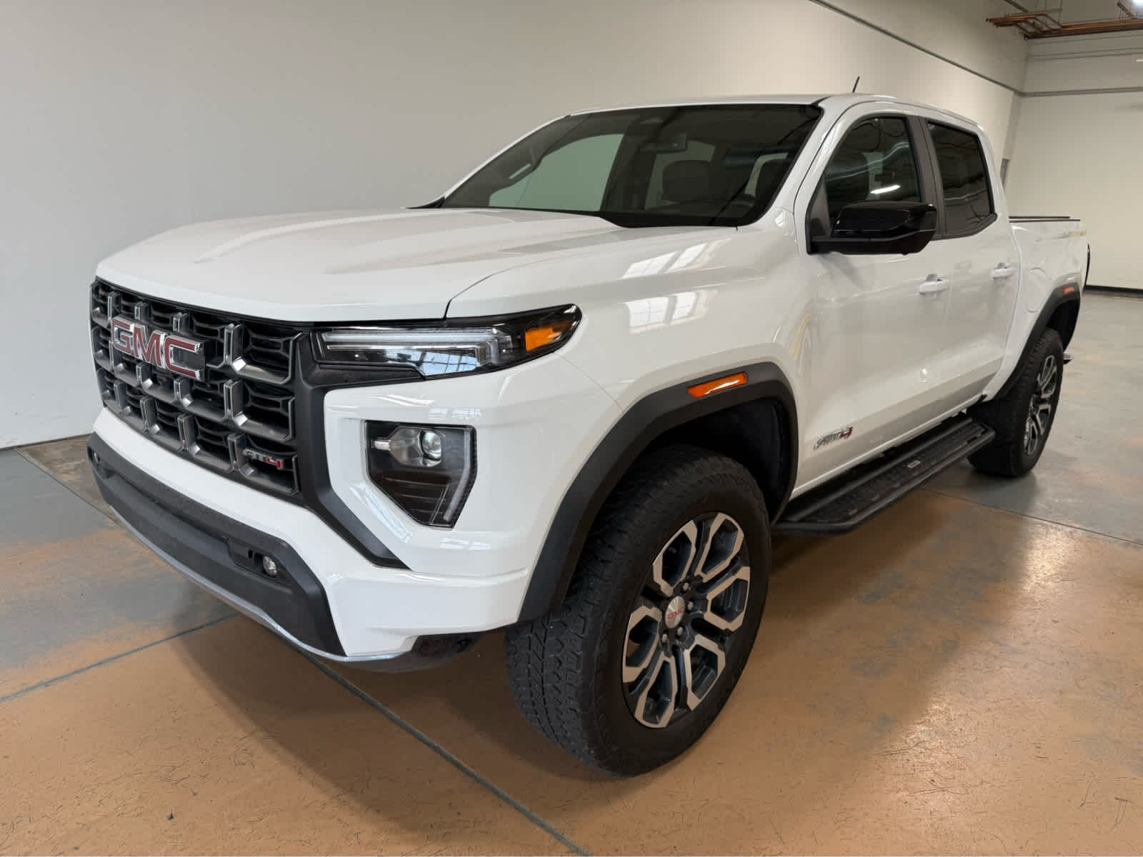 2024 GMC Canyon