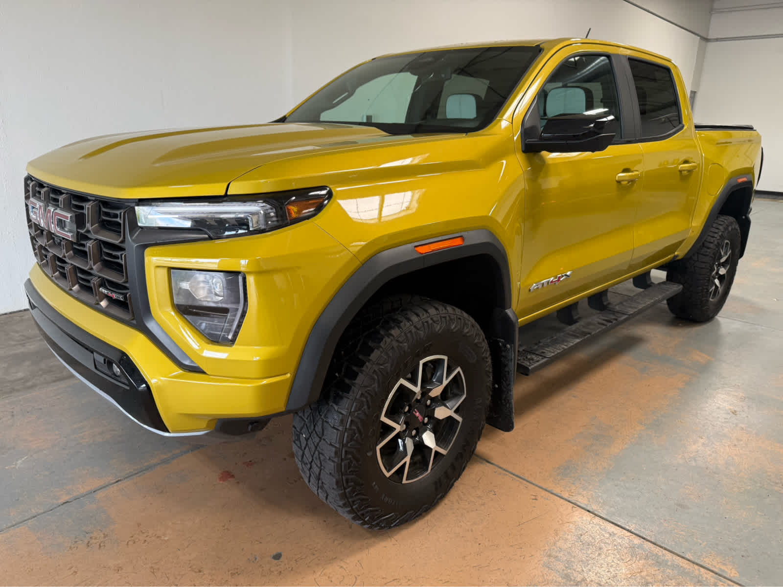 2024 GMC Canyon