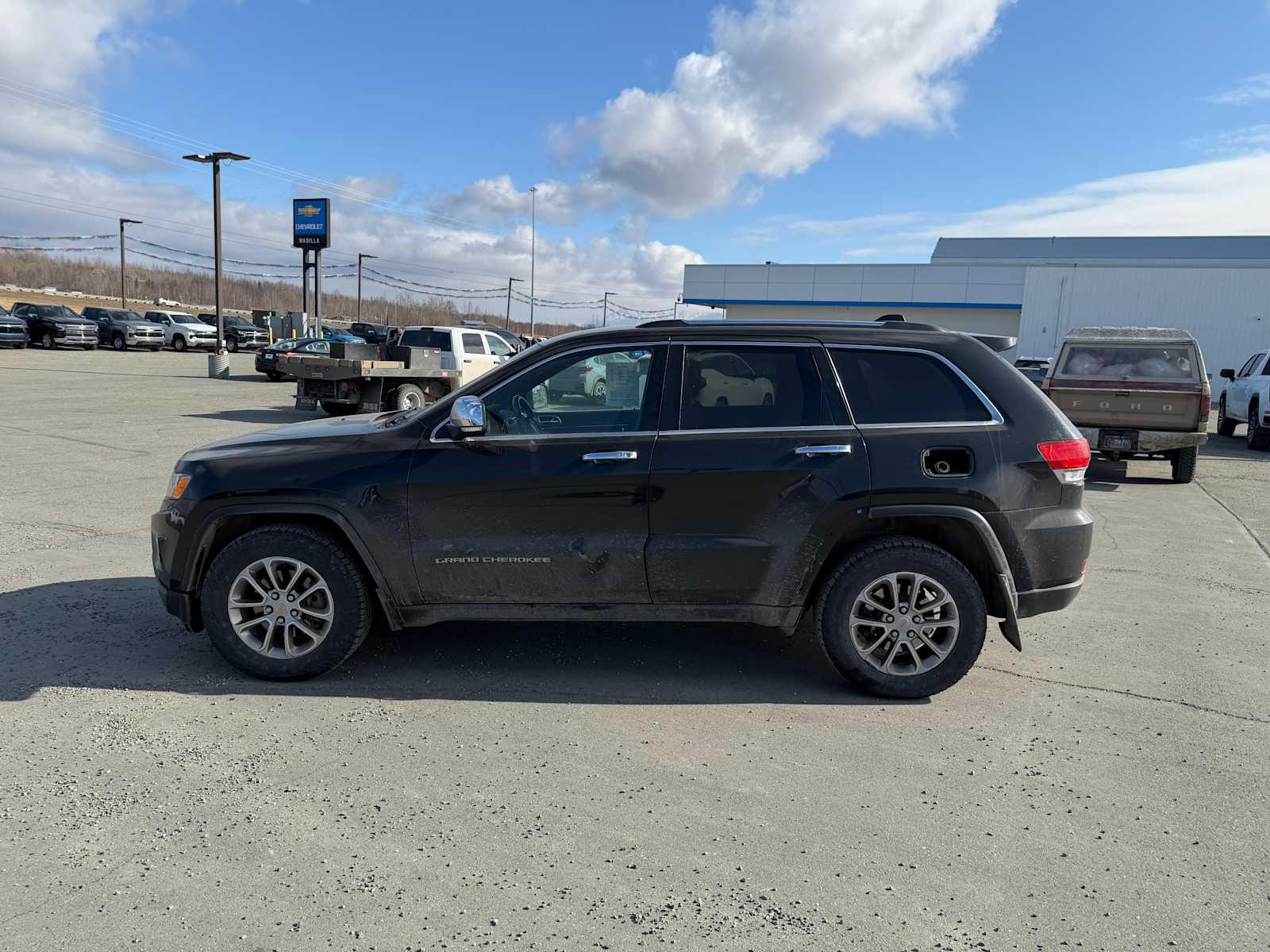 View vehicle photo 2