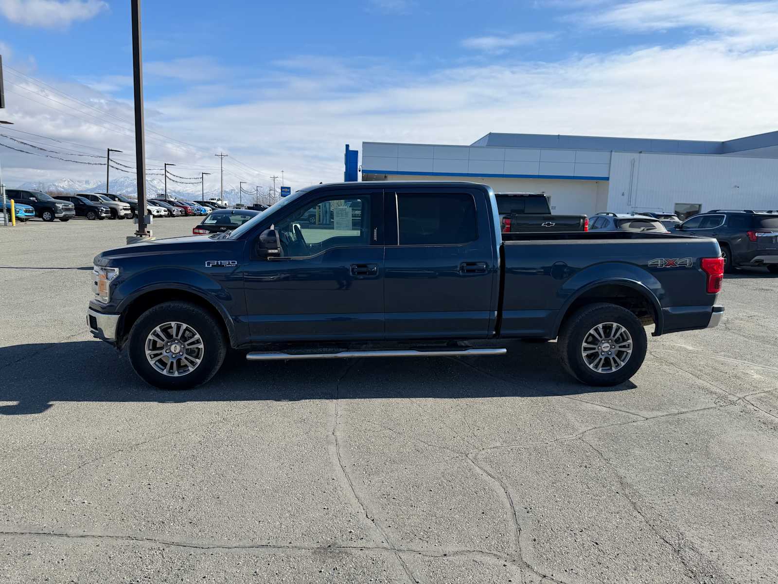 View vehicle photo 2