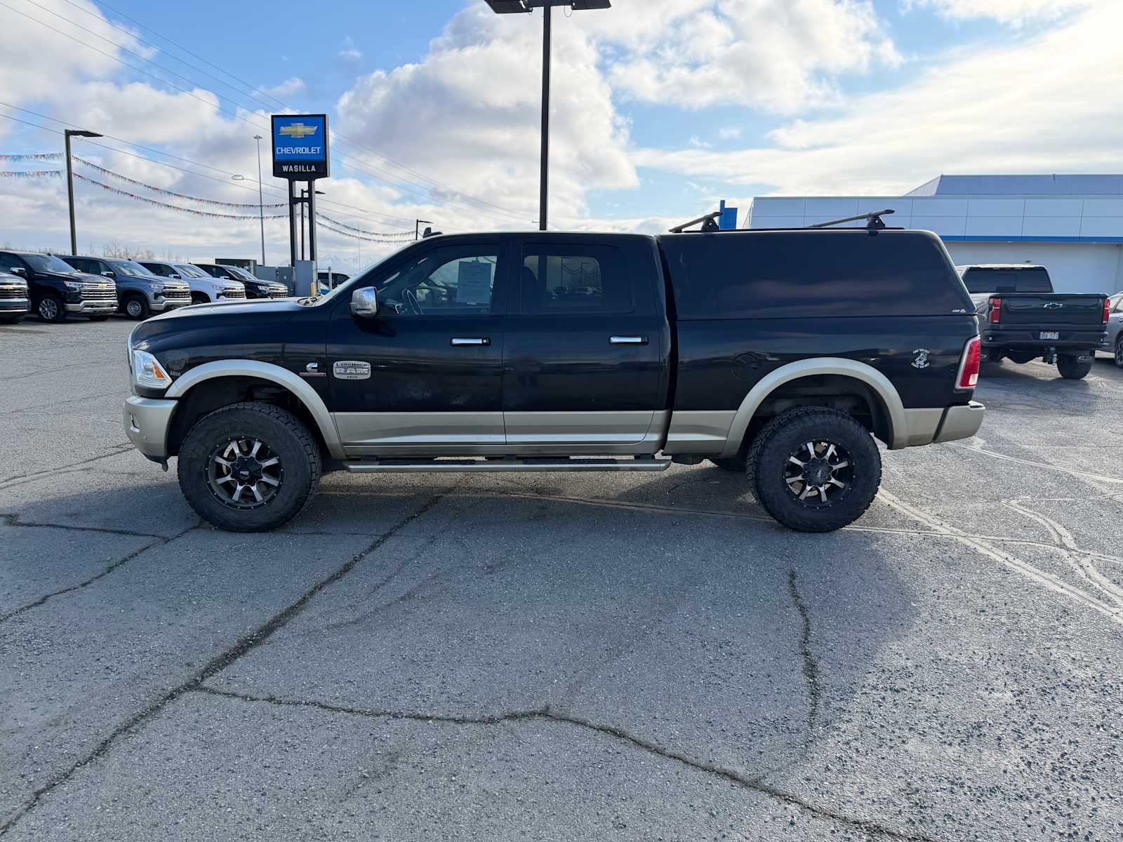 View vehicle photo 2