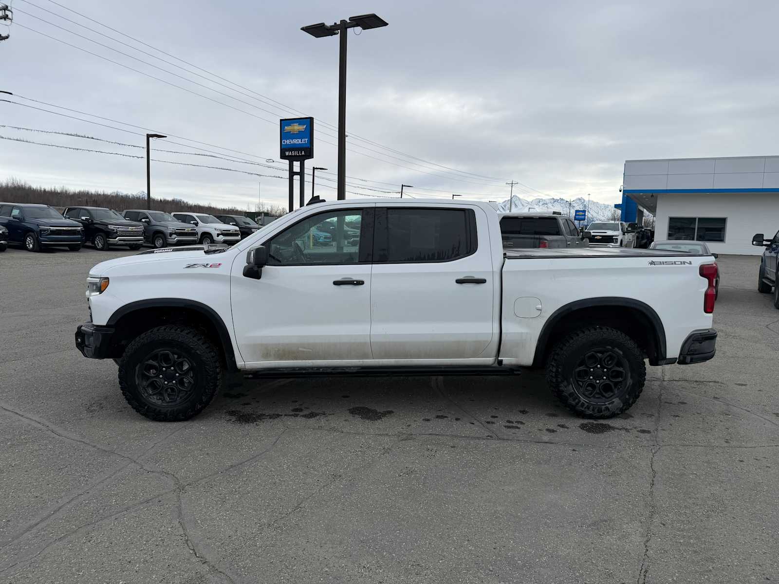 View vehicle photo 2