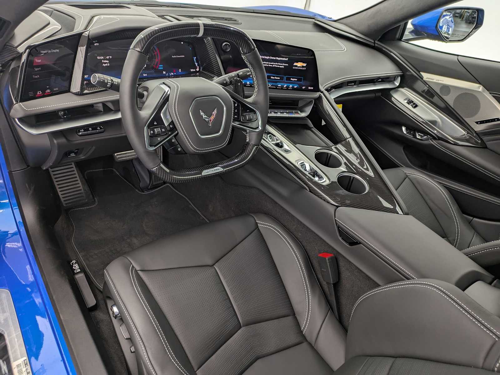 View vehicle photo 2