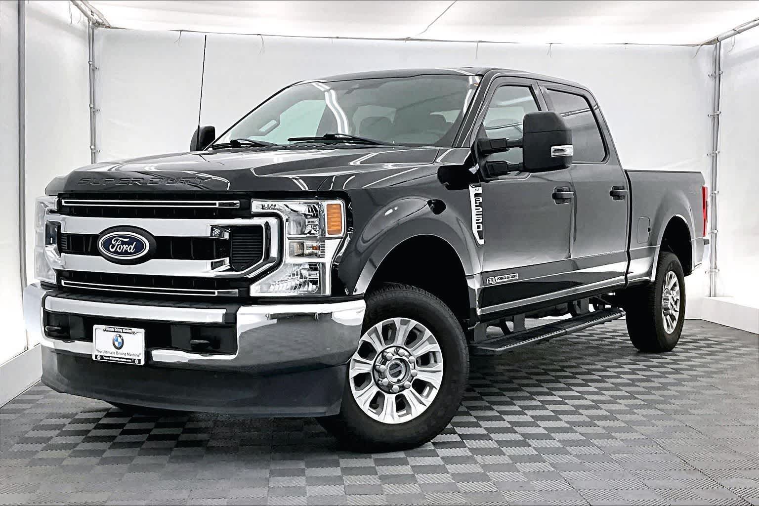 2022 Ford F-250 Super Duty XLT Crew Cab 4WD