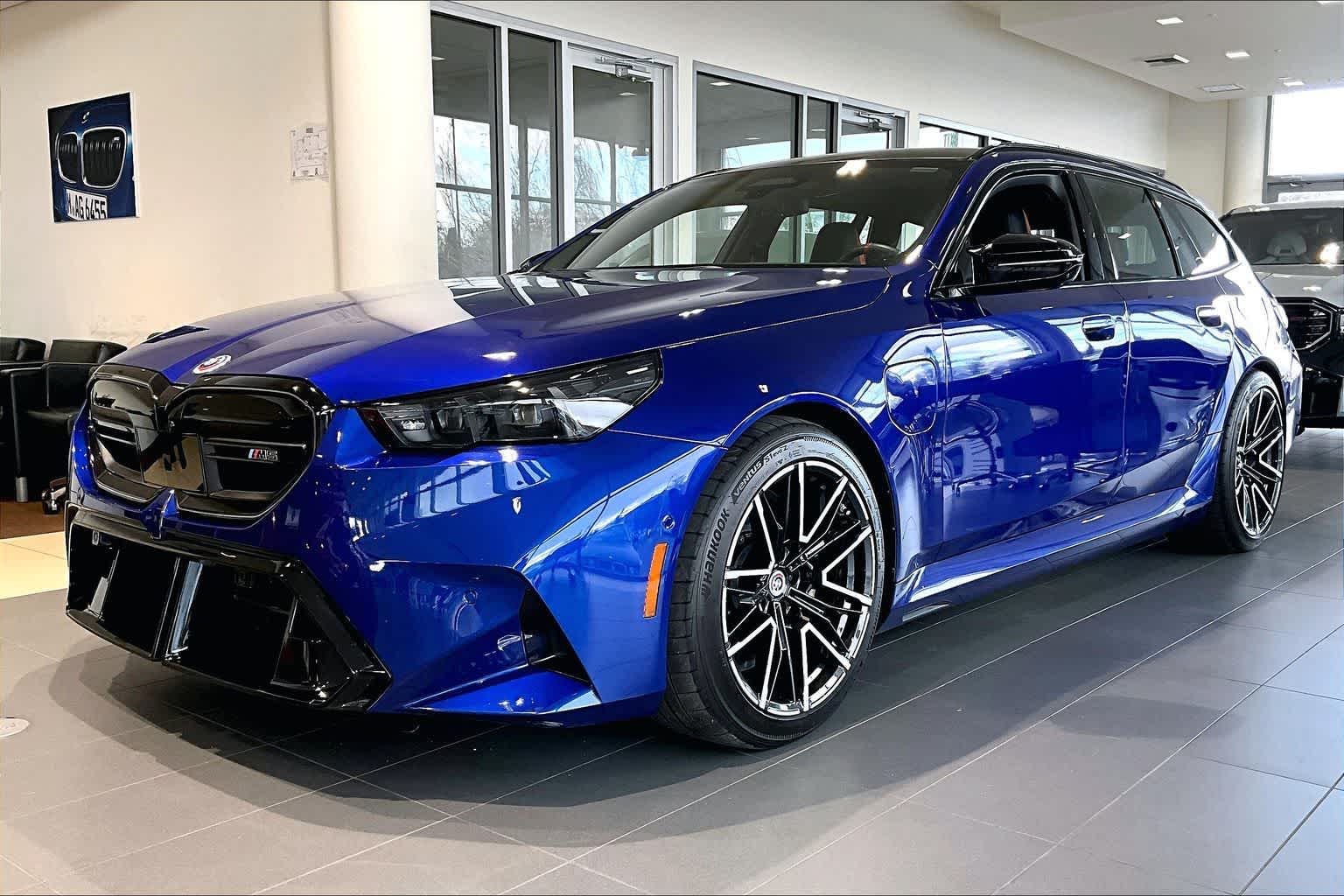 2025 BMW M5 Touring AWD