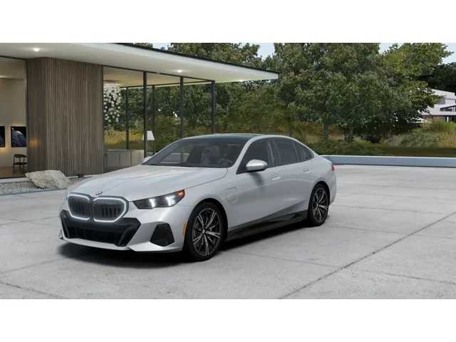 Gray (Brooklyn Grey Metallic) 2027 BMW 5 Series Sedan All-Wheel Drive 8-Speed Automatic