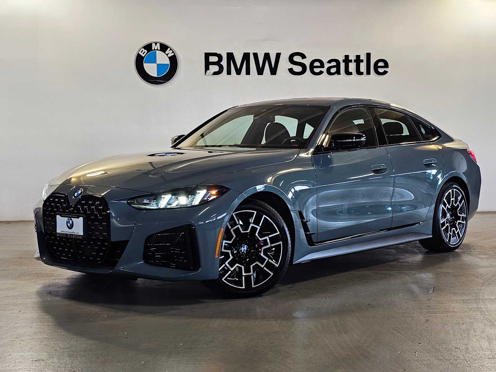 Cape York Green Metallic 2025 BMW 4 Series Sedan All-Wheel Drive 8-Speed Automatic