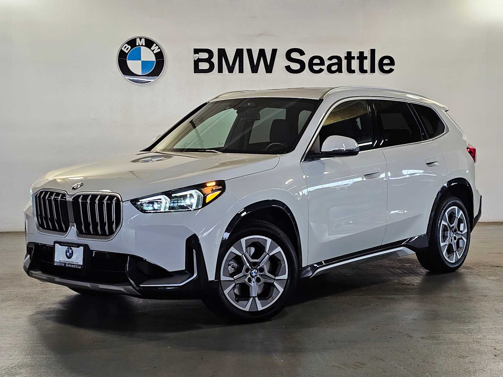 2025 BMW X1 xDrive28i