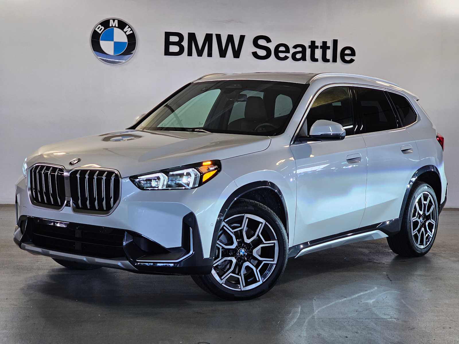 2025 BMW X1 xDrive28i