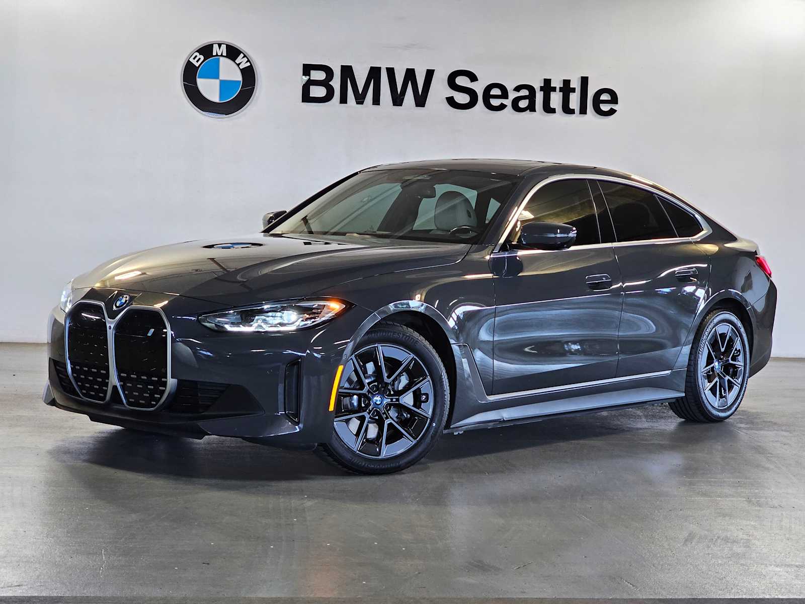 2023 BMW i4 eDrive35