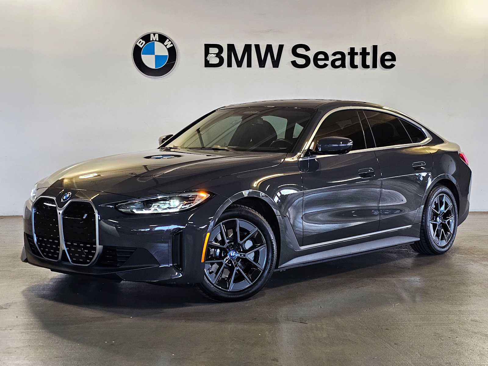 2023 BMW i4 eDrive35
