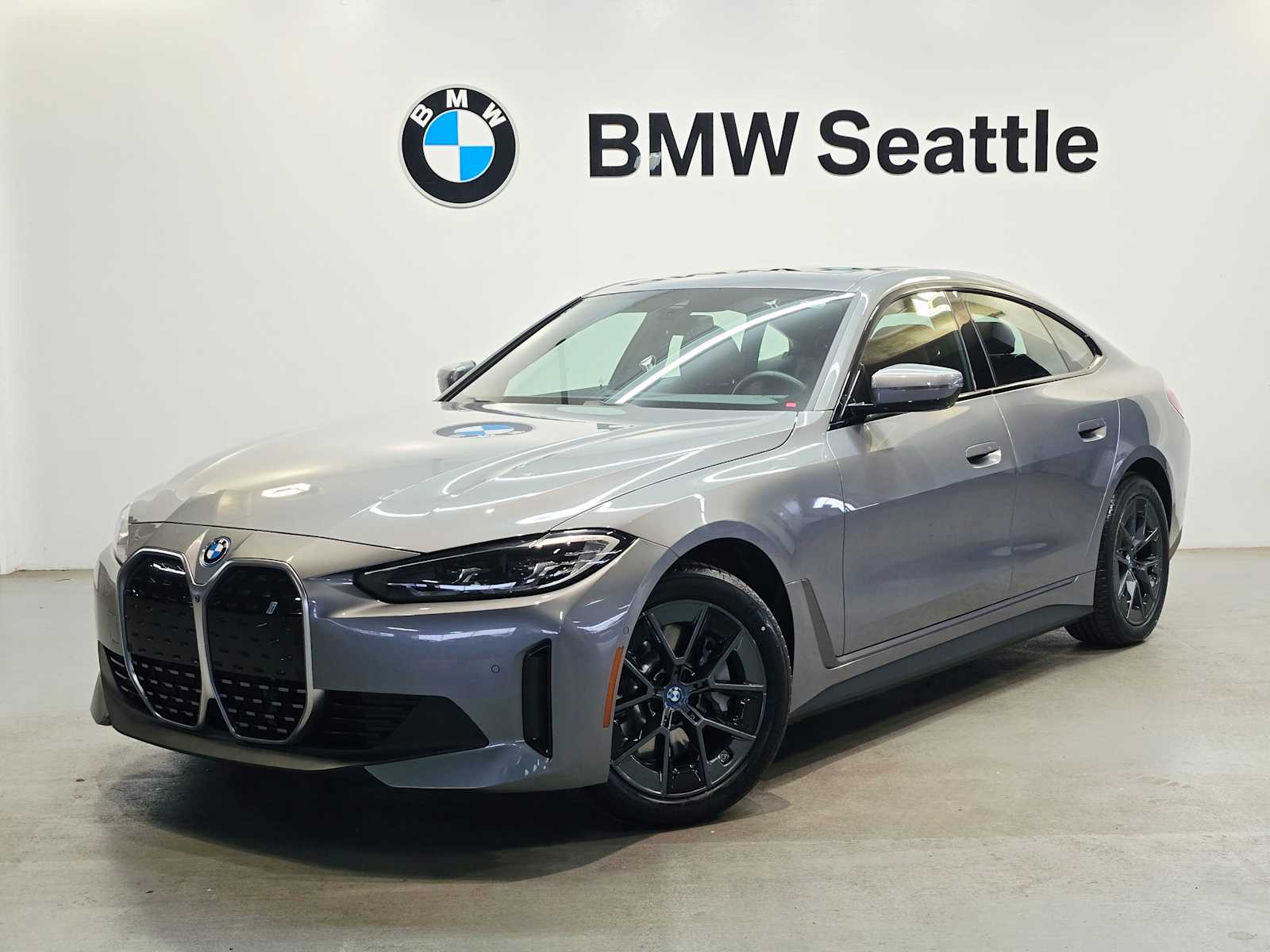 2023 BMW i4 eDrive35