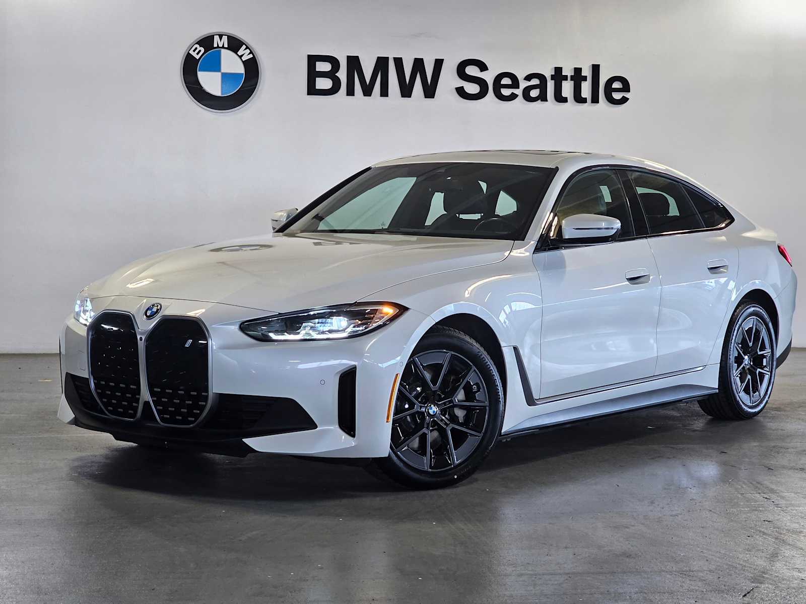 2023 BMW i4 eDrive35