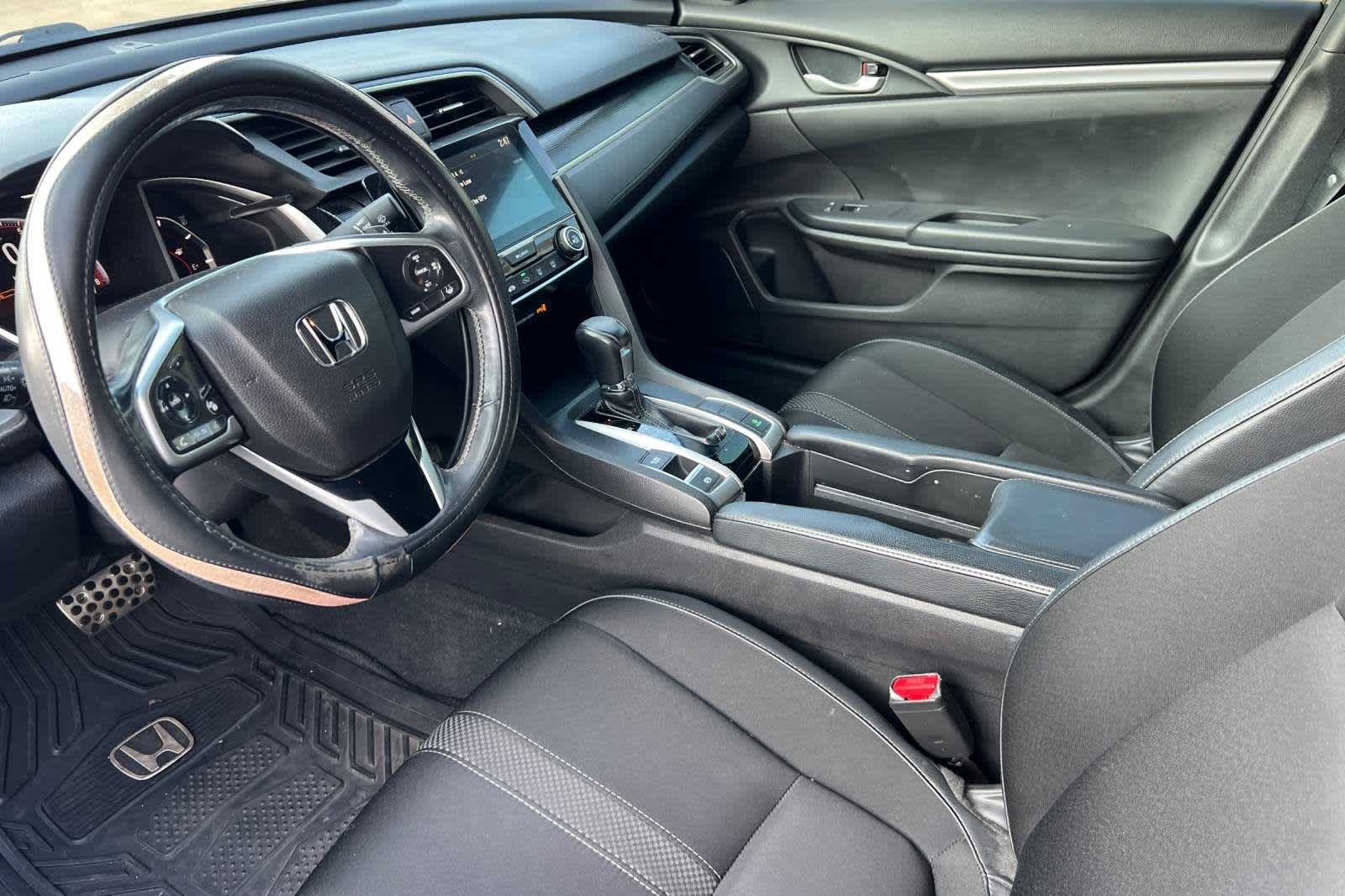 2019 Honda Civic Sport 11